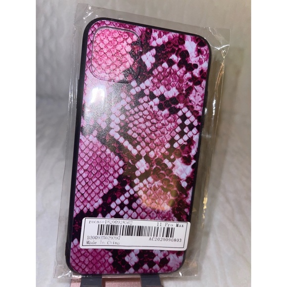 Pink Snakeskin Print iPhone 11 Pro Max Case 💖 - Picture 17 of 17